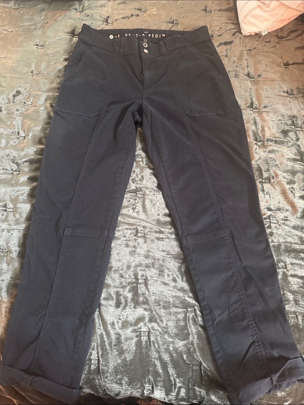 WHBM Pret-A-Pedi pants.  Black. Size 4